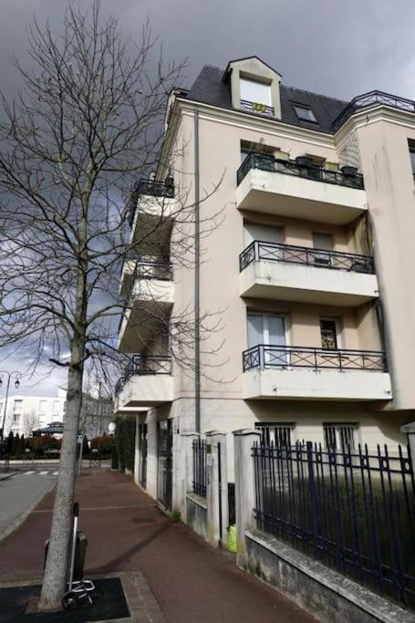 Duplex Art Place, Olympics 2024 Les Clayes-Sous-Bois ภายนอก รูปภาพ